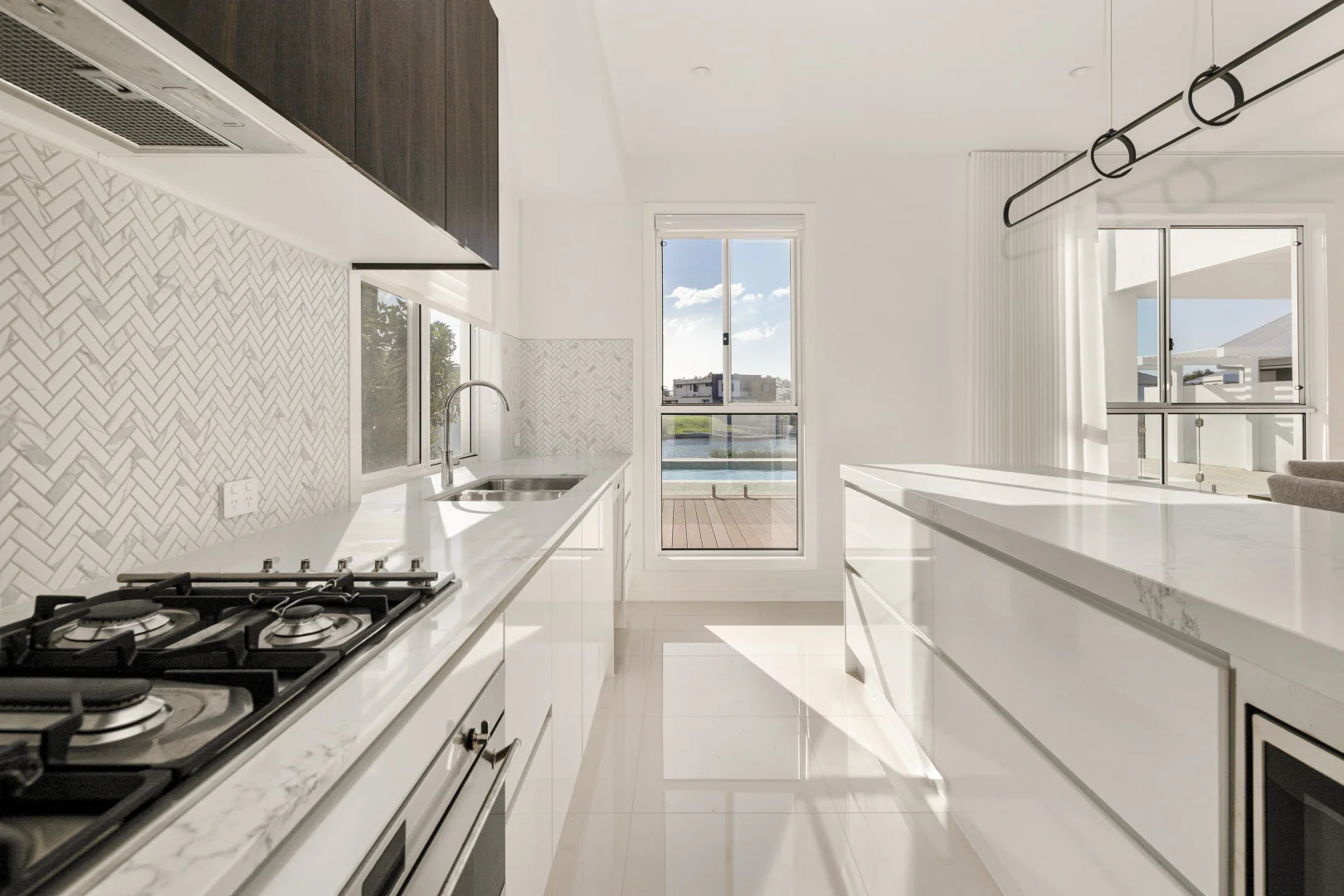 Additional image 3 of 142 Lake Serenity Bld, Helensvale QLD 4212