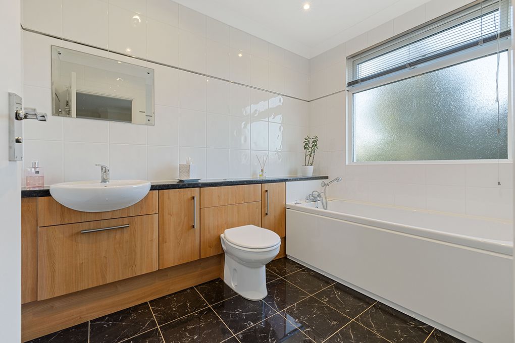 Additional image 18 of 4 bed detached house for saleRegis Avenue, Aldwick Bay Estate, Aldwick, Bognor Regis, West Sussex PO21
