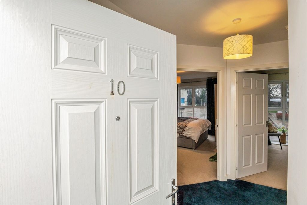 Additional image 20 of 2 bed flat for saleHill View Road, Malvern WR14