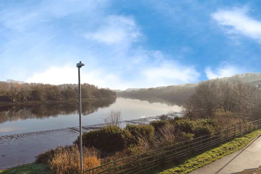 Additional image 3 of 3 bed town house for saleDerwent Water Drive, Blaydon-On-Tyne NE21