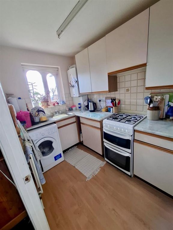 Additional image 4 of 2 bed flat for saleAlexandra Court, Bridlington YO15