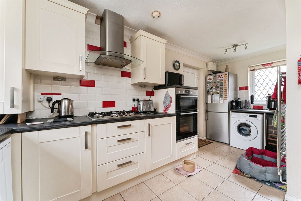 Additional image 8 of 4 bed detached house for saleChestnut Close, Brandon IP27