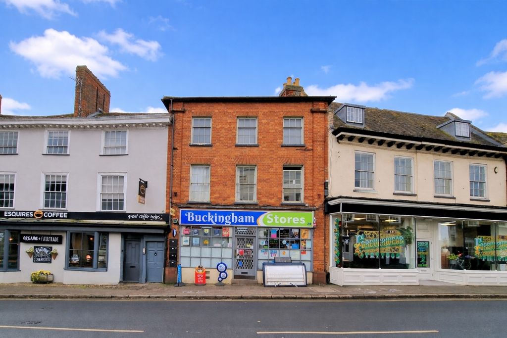 2 bed flat for saleWest Street, Buckingham, Buckinghamshire MK18