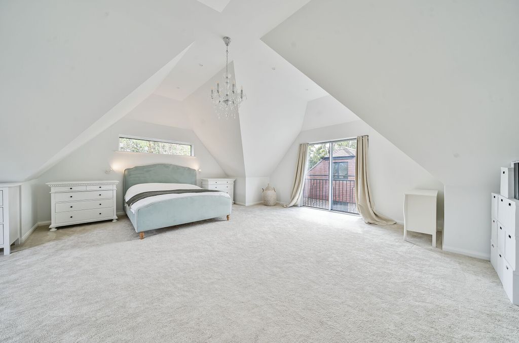 Additional image 8 of 5 bed detached house for saleArmstrong Road, Brockenhurst SO42