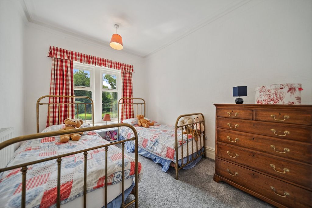 Additional image 17 of 6 bed detached house for saleLeeds Road, Idle, Bradford, West Yorkshire BD10