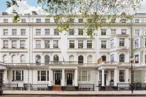 Cornwall Gardens, London SW7