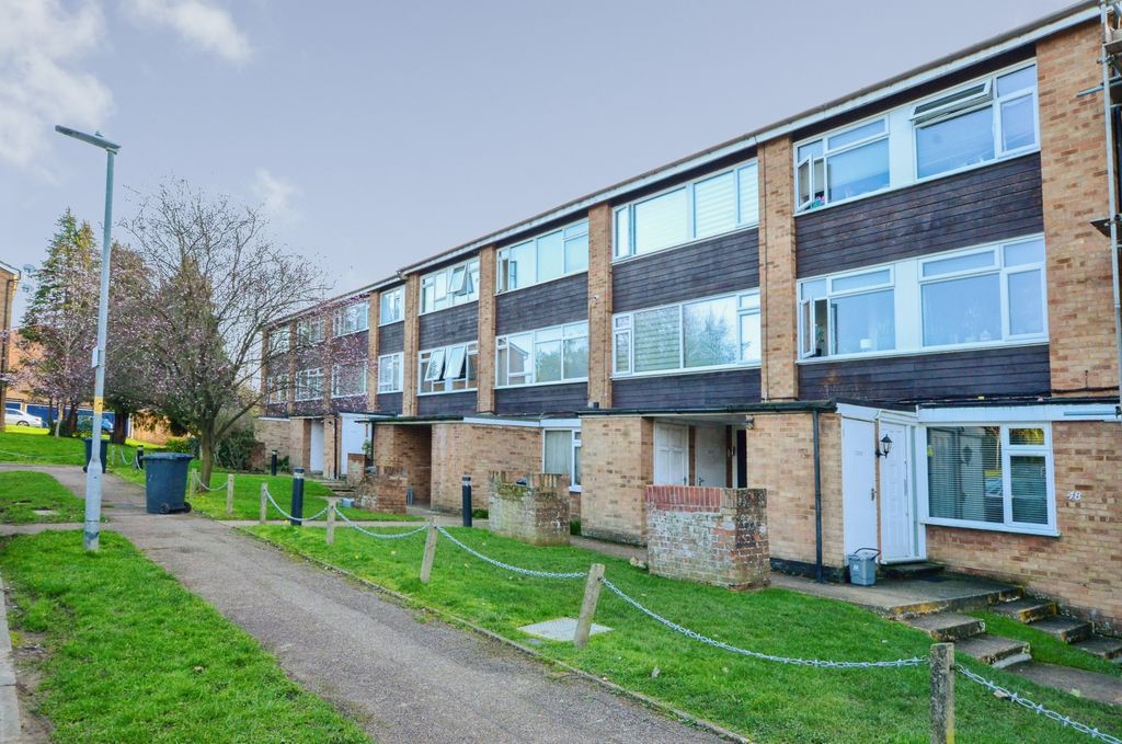 Additional image 13 of 3 bed flat for saleAshdown Drive, Borehamwood WD6