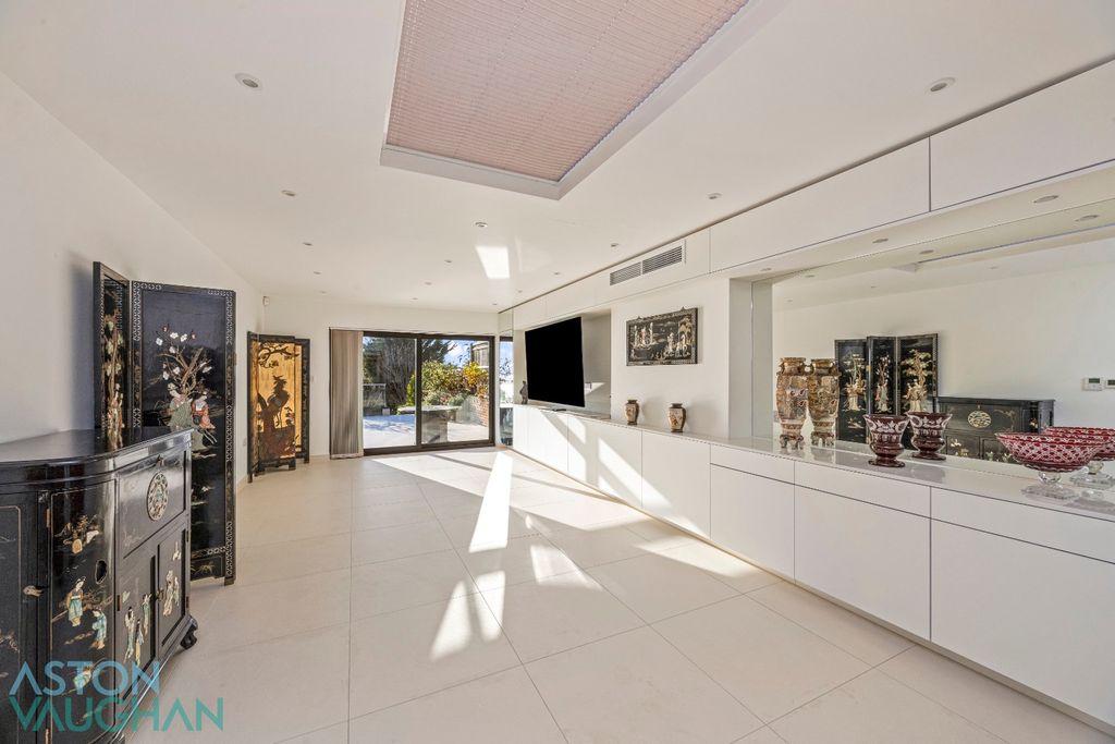 Additional image 7 of 7 bed detached house for saleRoedean Heights BN2