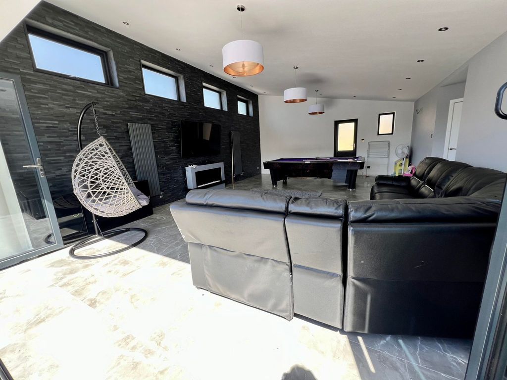 Additional image 20 of 5 bed detached house for saleParkway, Stanley Park FY3