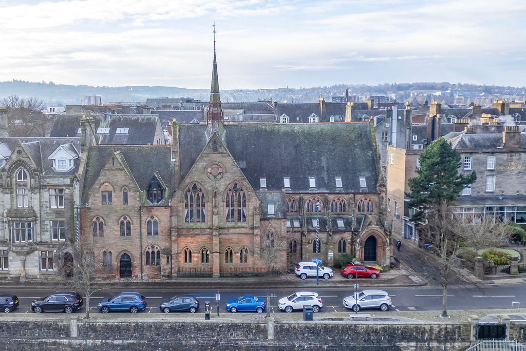 2 bed flat for saleTay Street, Perth PH1