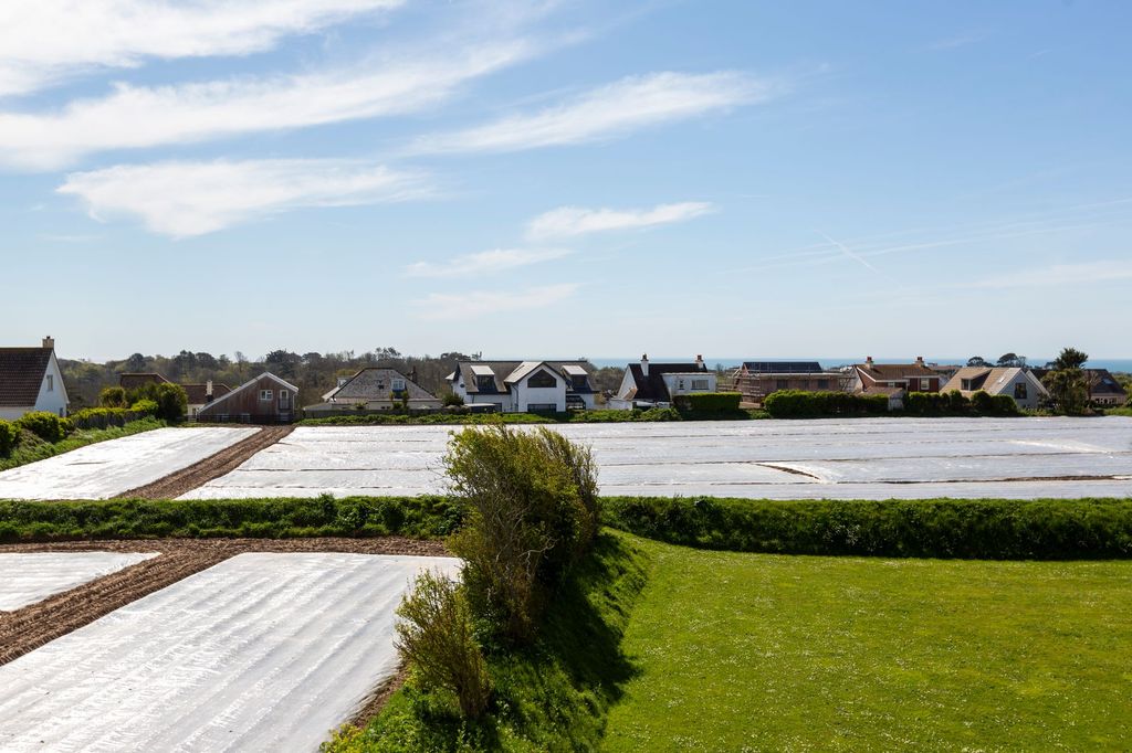 Additional image 30 of 3 bed semi-detached house for saleBella Vista House, St Brelade JE3