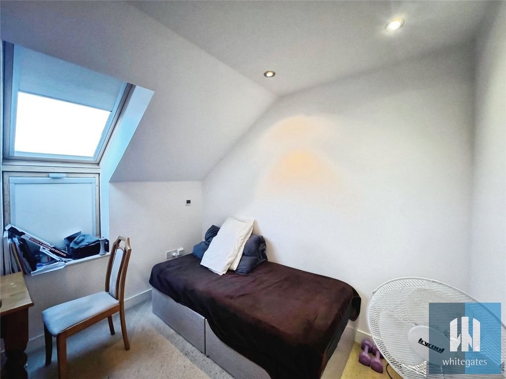 Additional image 9 of 2 bed flat for saleLime Tree Court, Grimescar Road, Huddersfield HD2
