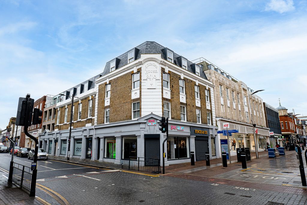 Studio for saleAlexandra Street, Southend-On-Sea SS1