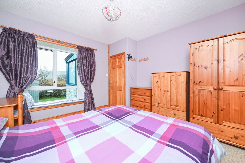 Additional image 13 of 3 bed bungalow for saleHoul Road, Scalloway, Shetland ZE1