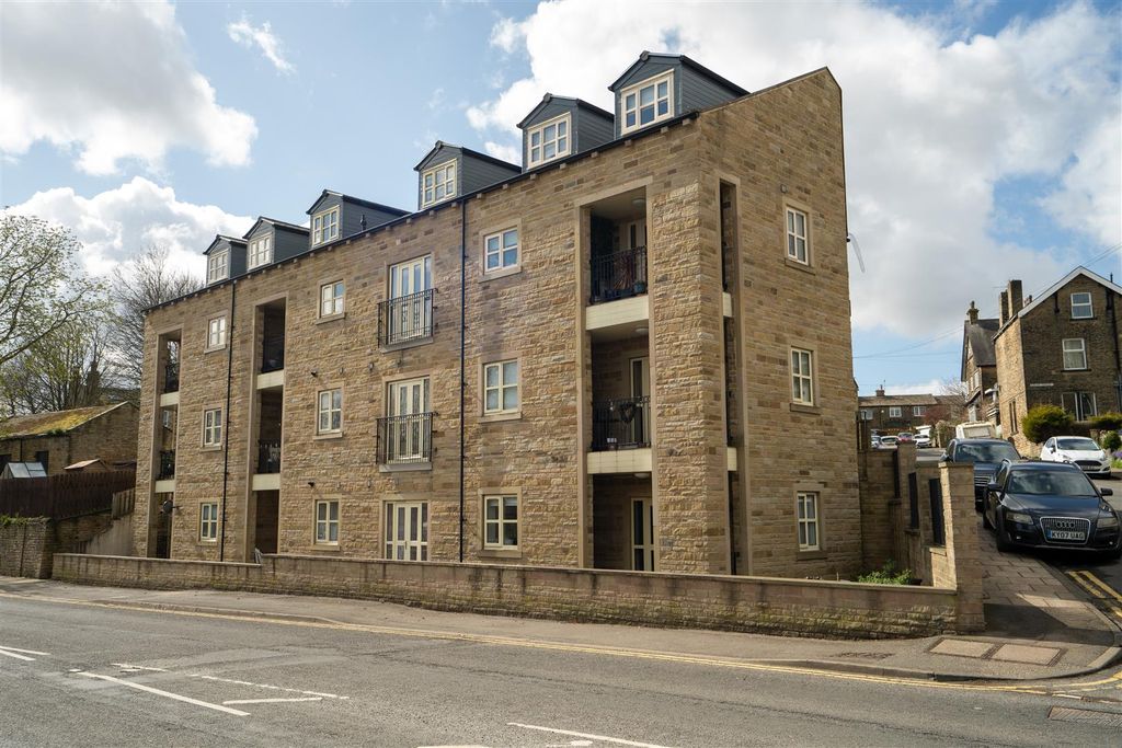 2 bed flat for saleSherborne Road, Bradford BD10