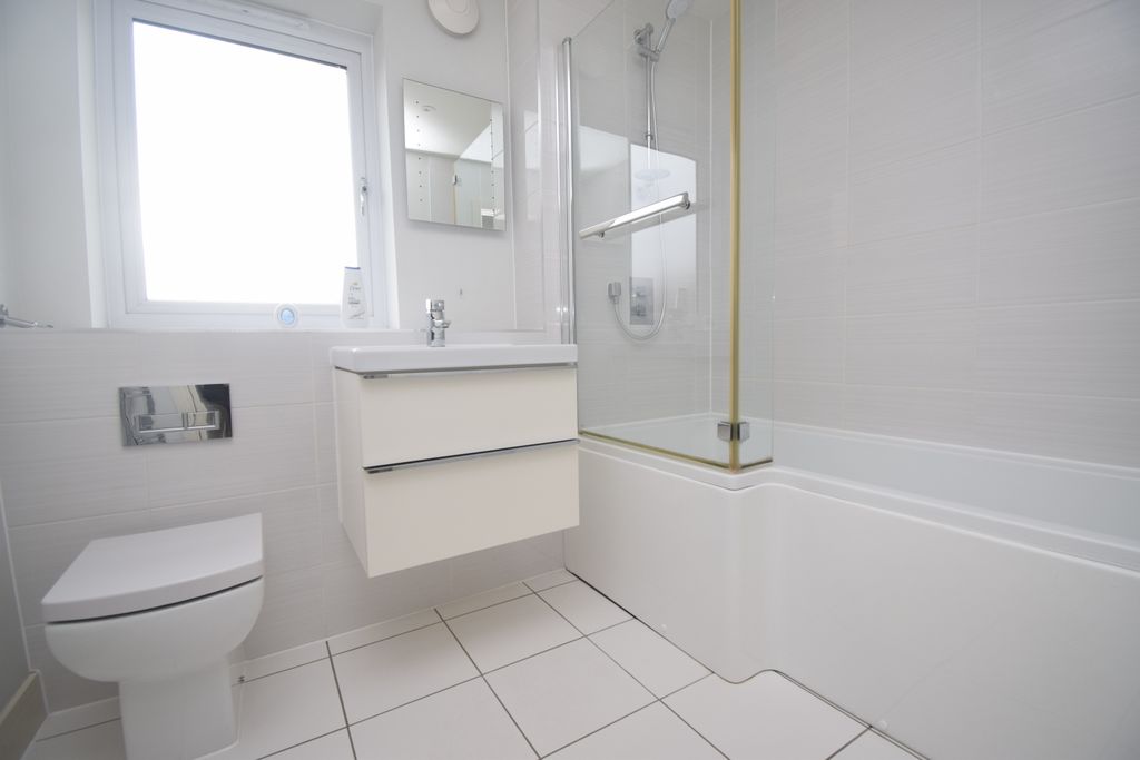 Additional image 7 of 1 bed flat for saleTaunton Road, Bridgwater TA6