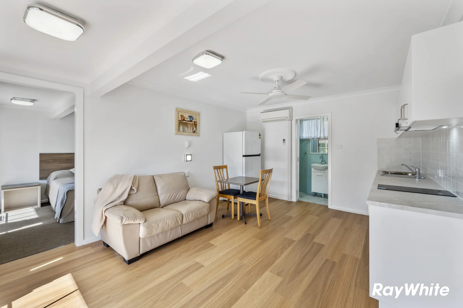 Additional image 3 of 2/13 Princes Highway, Ulladulla NSW 2539