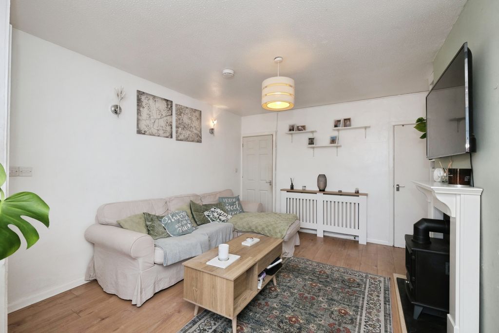 Additional image 3 of 3 bed terraced house for saleCostock Avenue, Nottingham NG5