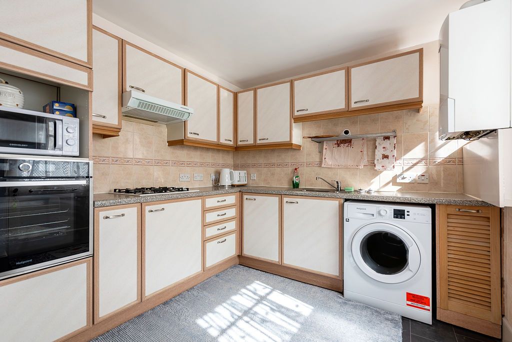 Additional image 19 of 2 bed flat for sale1 London Road, Dalkeith EH22