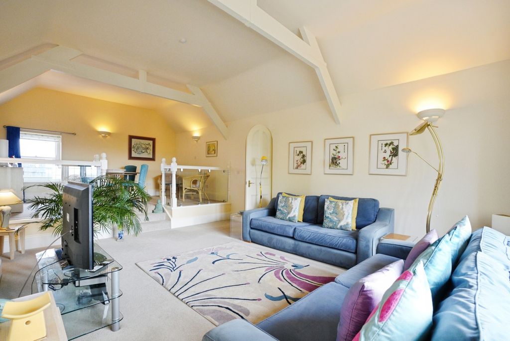 Additional image 11 of 3 bed flat for saleSt. Marys Gardens, Westheath Avenue, Bodmin, Cornwall PL31