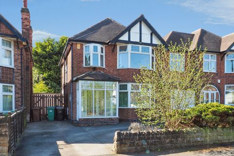 Charnock Avenue, Wollaton, Nottingham NG8