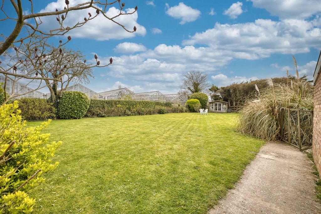 Additional image 7 of 3 bed detached house for saleGeorge Hill Road, Kingsgate, Broadstairs, Kent CT10
