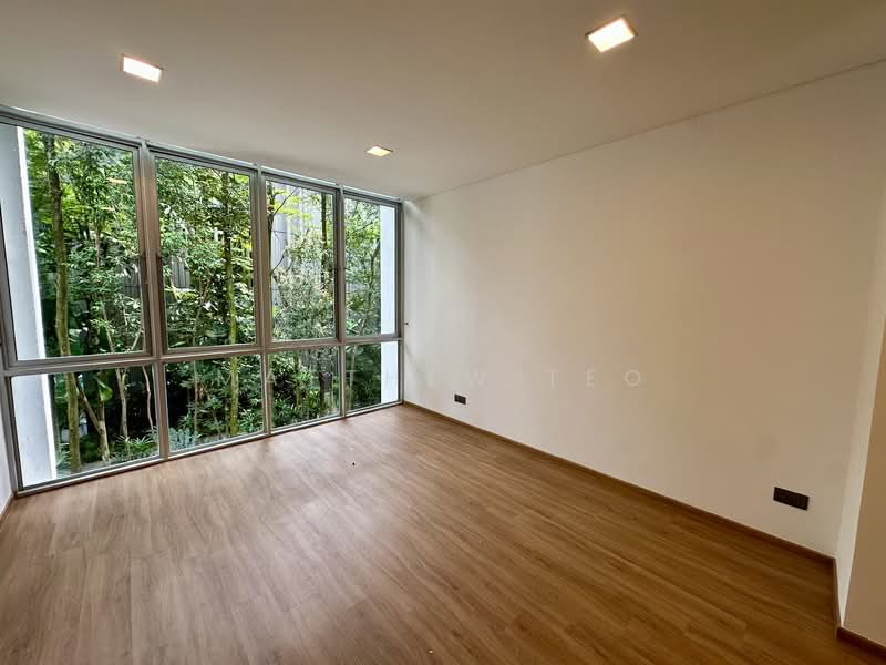 67 Holland Road photo 4