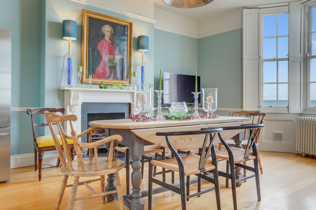 Additional image 2 of 5 bed property for saleRoyal Crescent, Brighton BN2