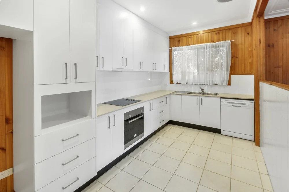 Additional image 8 of 55 Buena Vista Avenue, Lake Heights NSW 2502