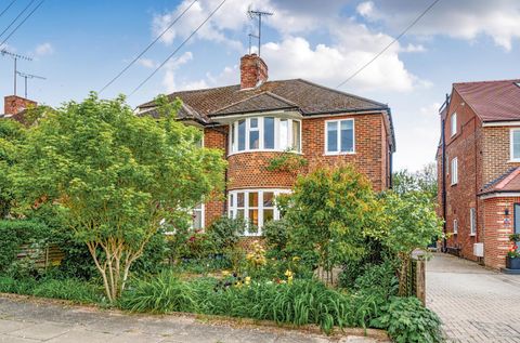Walmington Fold, Woodside Park N12