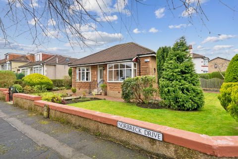 Norbreck Drive, Giffnock G46