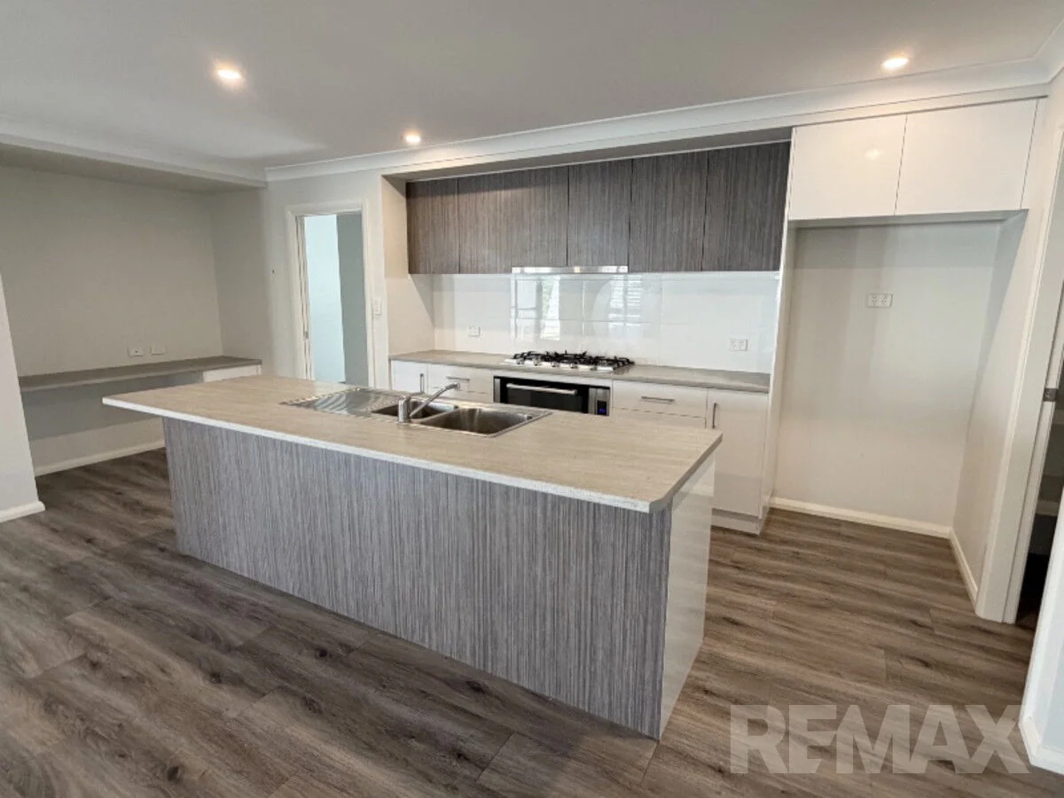 Additional image 3 of 11 Yenda Avenue, Gobbagombalin NSW 2650