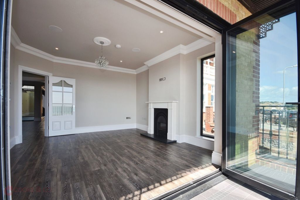 Additional image 10 of 4 bed semi-detached house for saleEastern Esplanade, Broadstairs, Kent CT10