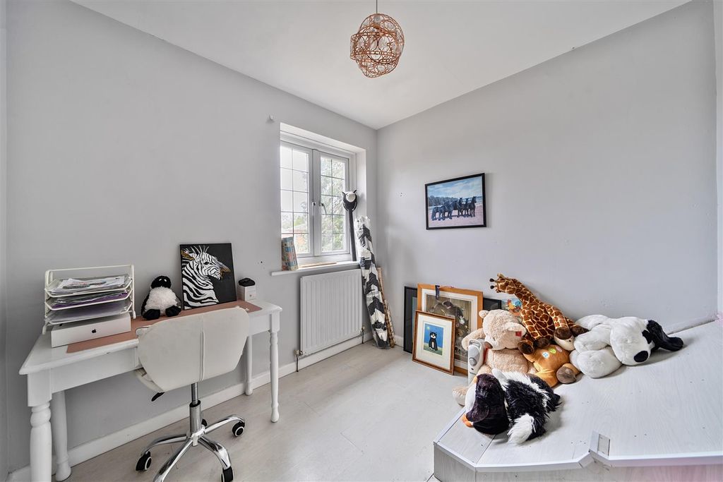 Additional image 9 of 4 bed detached house for saleWhite Cliff Gardens, Blandford Forum DT11
