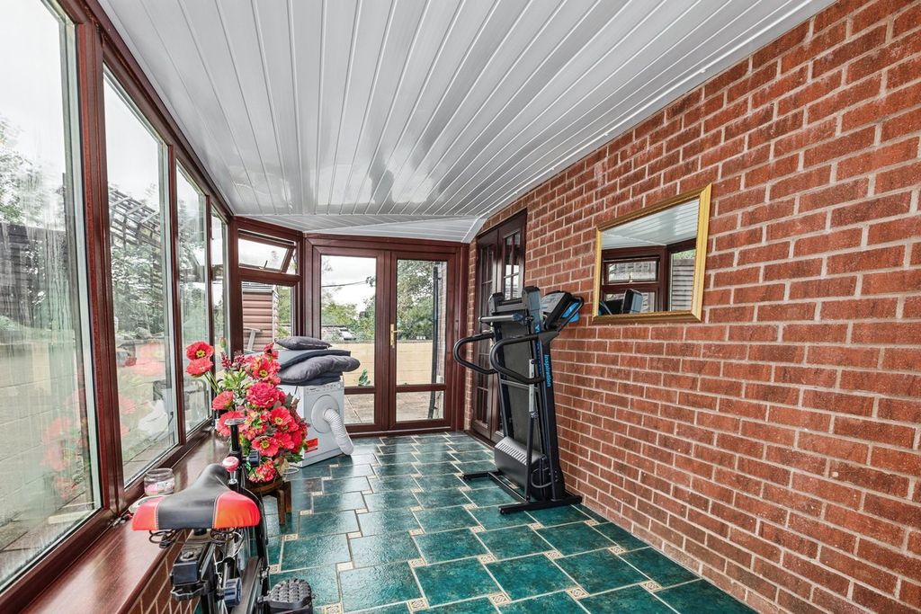 Additional image 6 of 5 bed detached bungalow for saleLlandyssil, Montgomery SY15