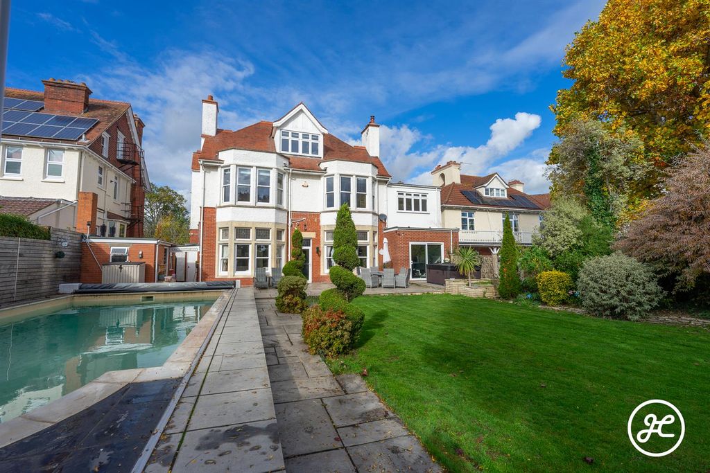 Additional image 32 of 6 bed detached house for saleDurleigh Road, Bridgwater TA6