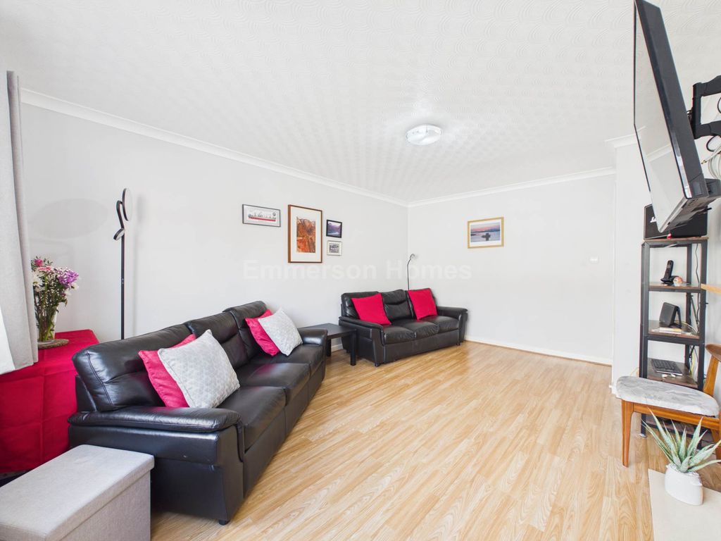 Additional image 4 of 3 bed flat for saleFerguson Street, Johnstone PA5