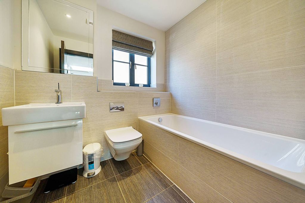 Additional image 20 of 5 bed detached house for saleWoodlands Road, Bromley BR1