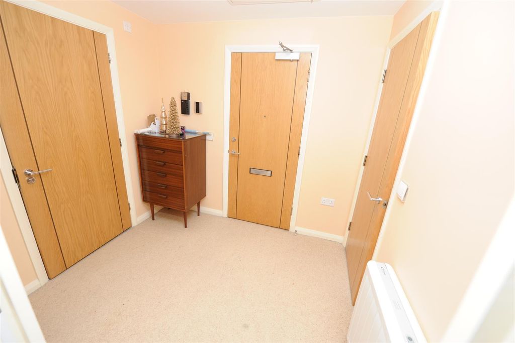 Additional image 5 of 1 bed flat for saleHighfield Road, Idle, Bradford BD10