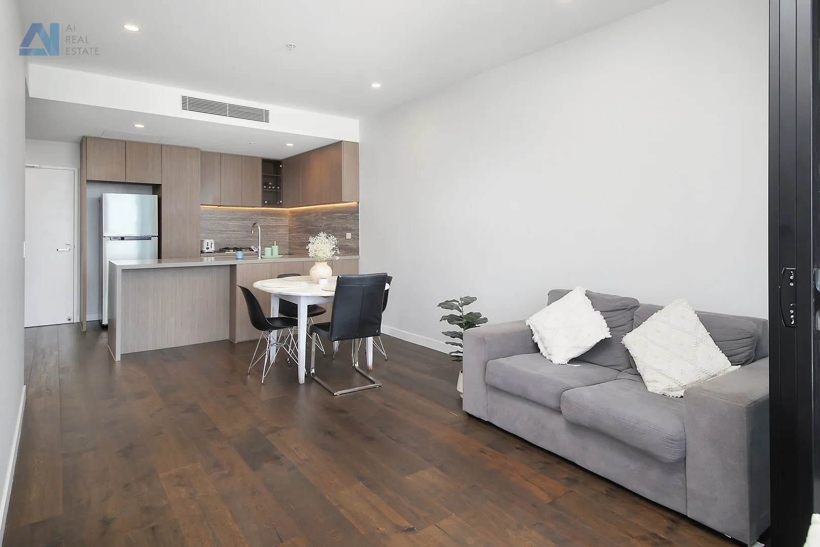 Additional image 2 of 13705/5 The Darling Avenue, Broadbeach QLD 4218