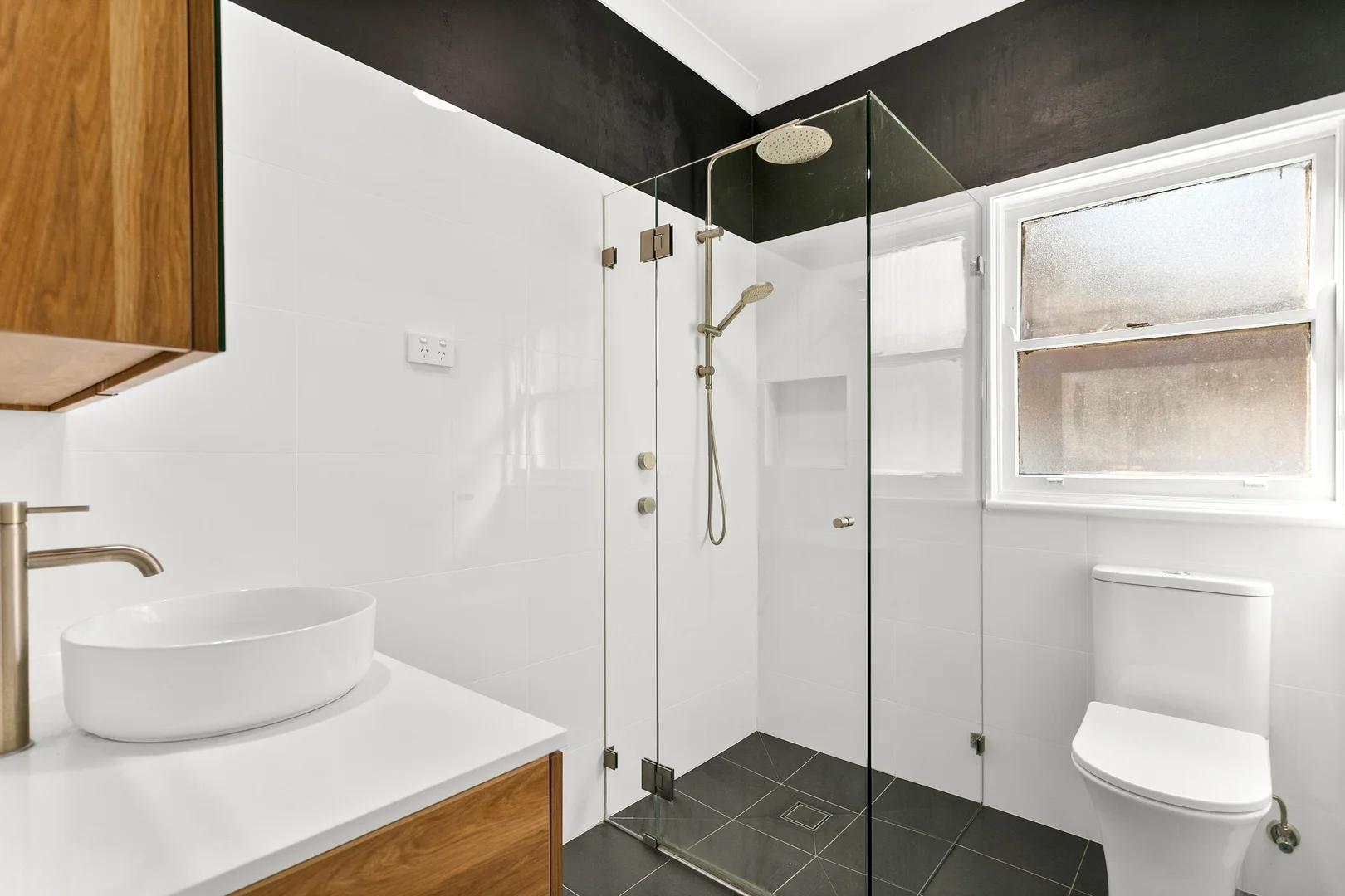 Additional image 4 of 1/12-14 College Place, Gwynneville NSW 2500