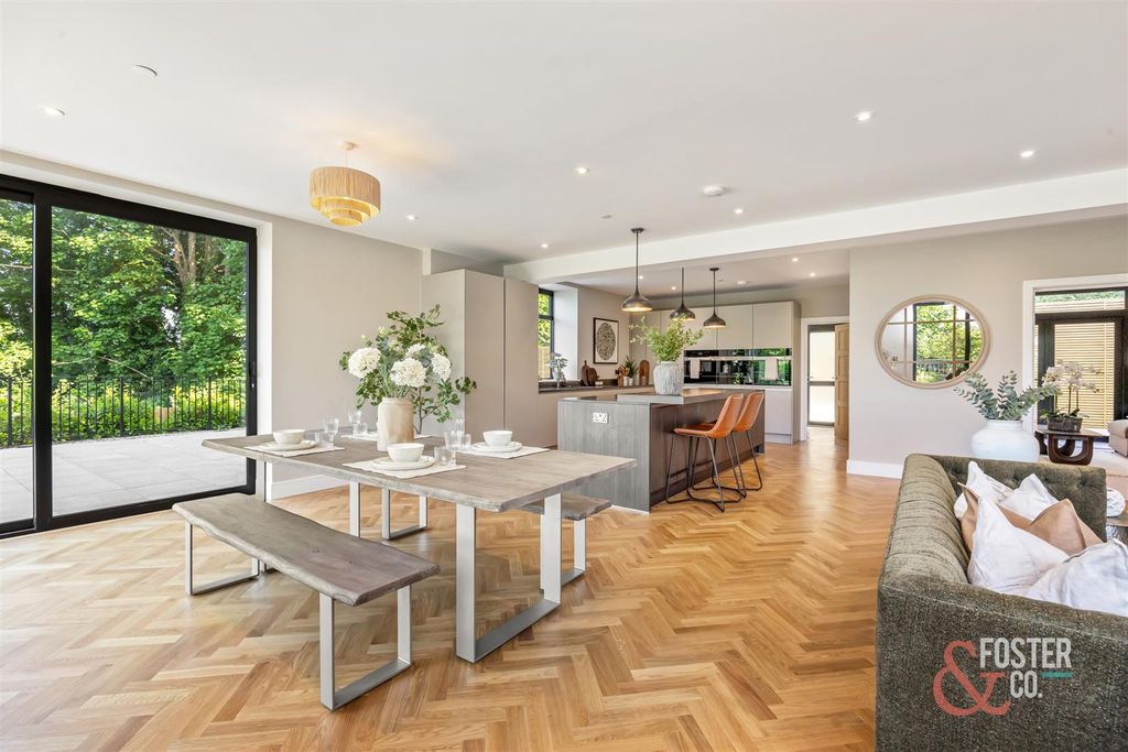 Additional image 3 of 5 bed detached house for saleWithdean Road, Brighton BN1