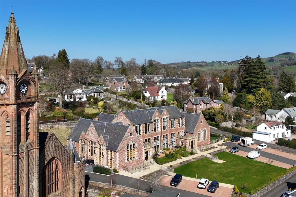 Additional image 18 of 3 bed property for sale14 Old School Apartments, Upper Allan Street, Blairgowrie PH10