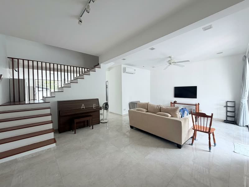 Newly Renovated 2 Storey Landed For Rent, Lifestyle Living