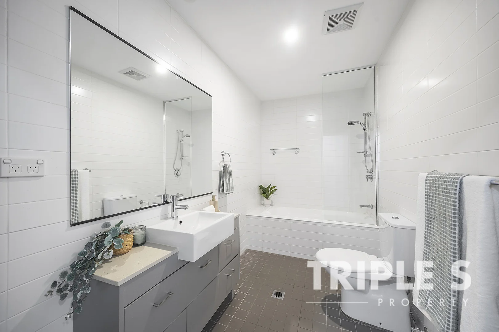 Additional image 13 of 716/37 Amalfi Drive, Wentworth Point NSW 2127