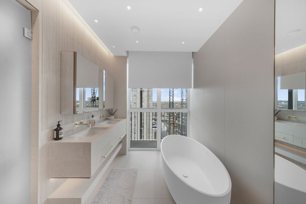 Additional image 6 of 3 bed flat for saleCascade Way, White City W12