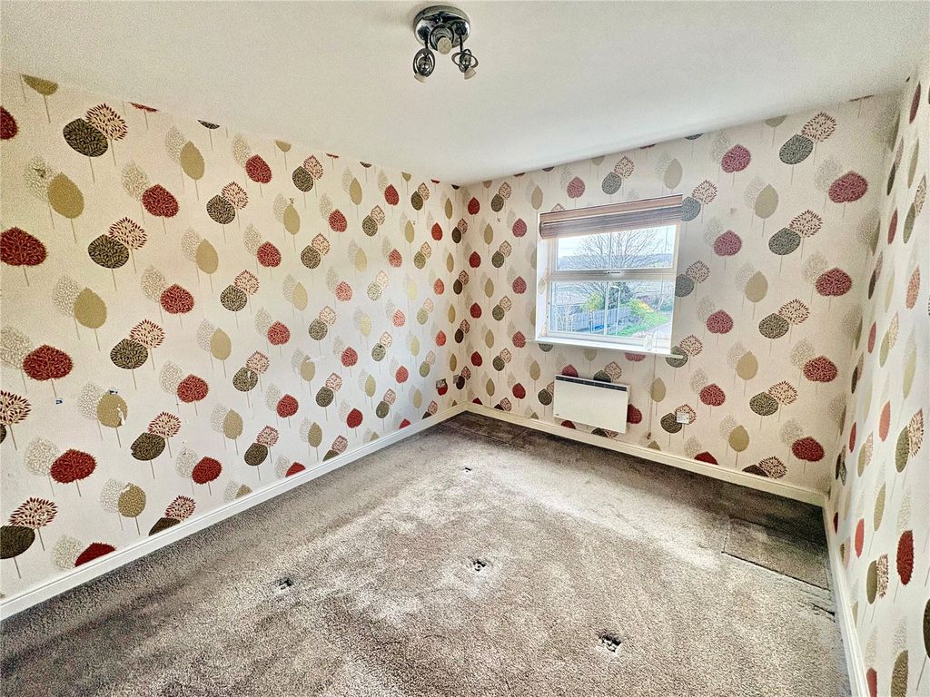 Additional image 5 of 2 bed flat for saleWinding Rise, Bailiff Bridge, Brighouse, West Yorkshire HD6