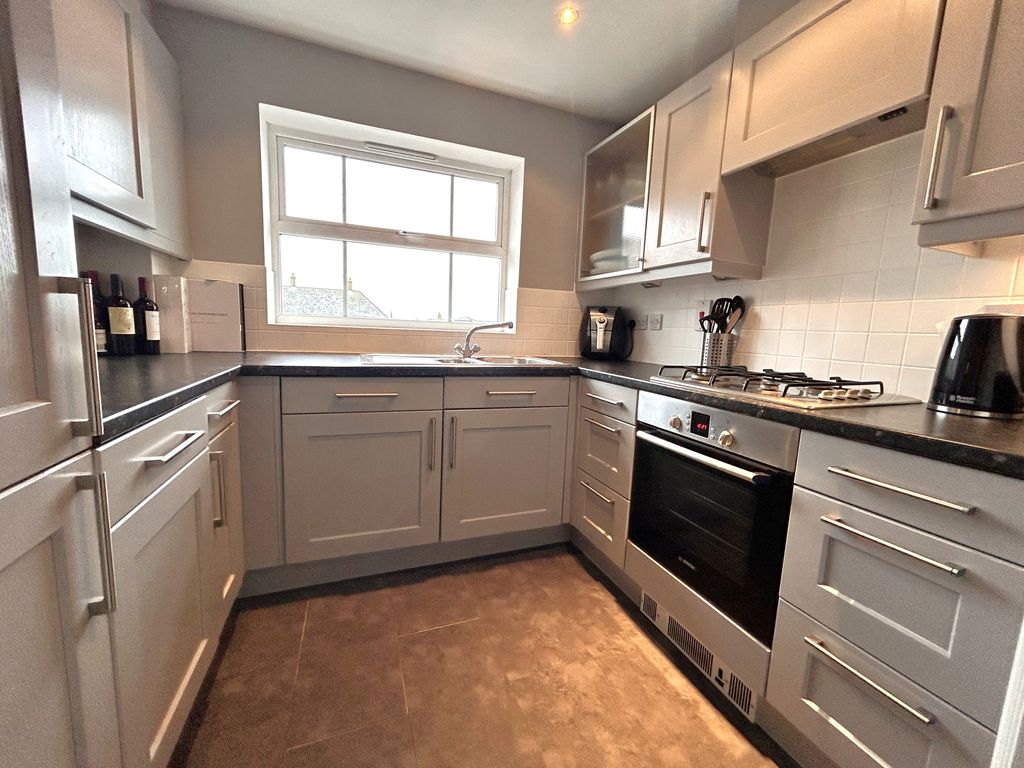 Additional image 2 of 2 bed flat for saleMalyon Close, Braintree CM7