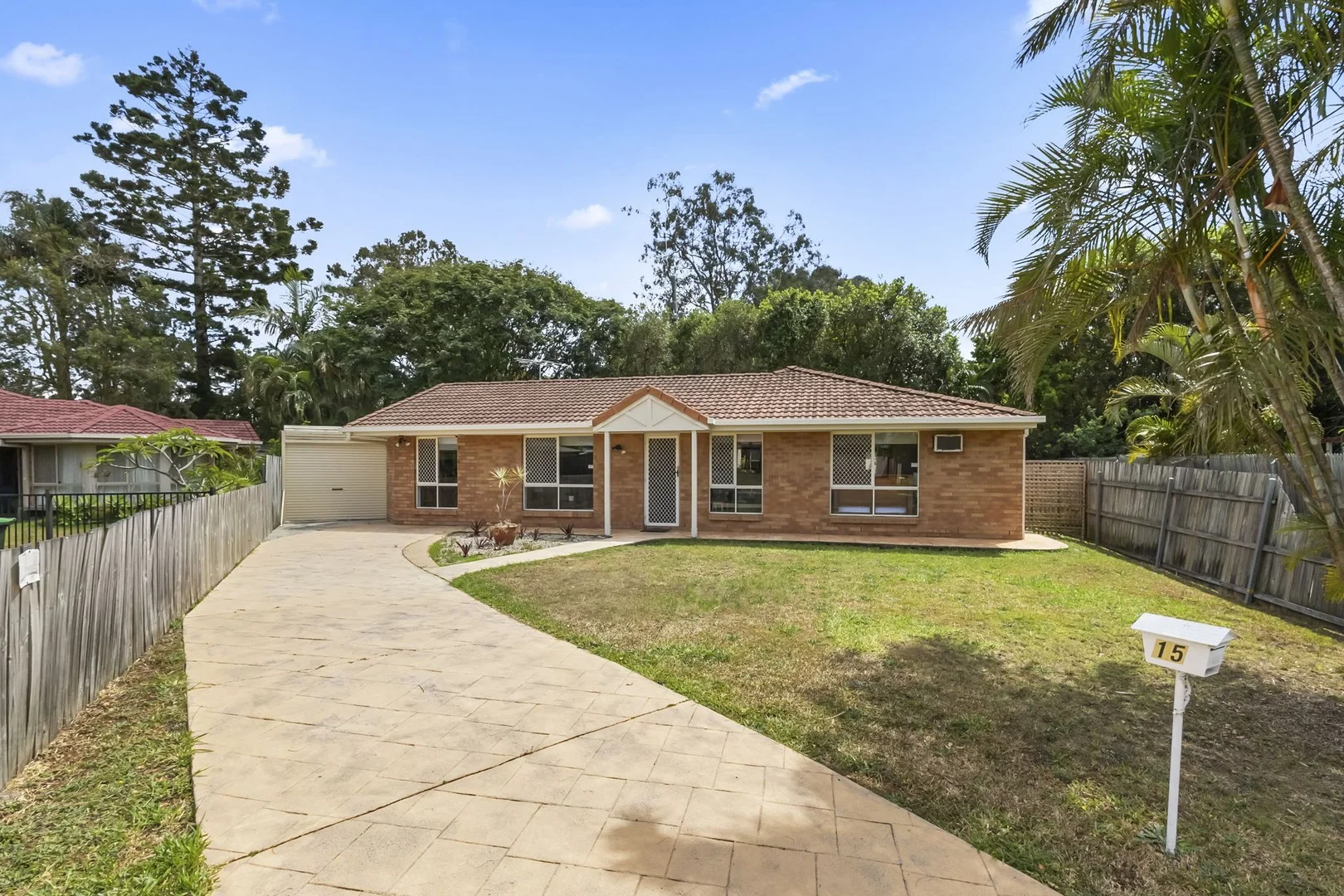 15 Poinciana Place, Eight Mile Plains QLD 4113