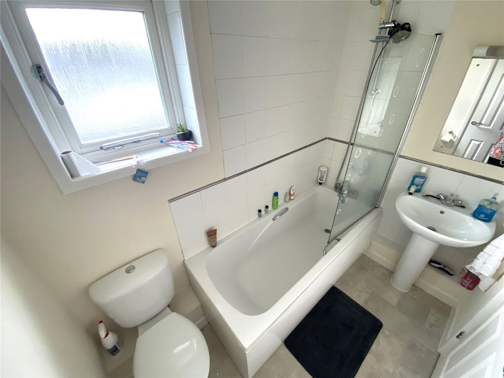 Additional image 3 of 1 bed flat for saleThe Piazza, Bodmin, Cornwall PL31